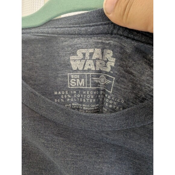 Mad Engine Star Wars Millennium Falcon T-Shirt Size Small Red/White/Blue (E14) - Picture 2 of 5